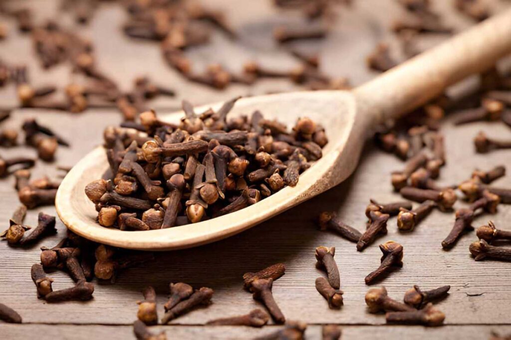 8 Surprising Benefits of Cloves for Your Health Cloves